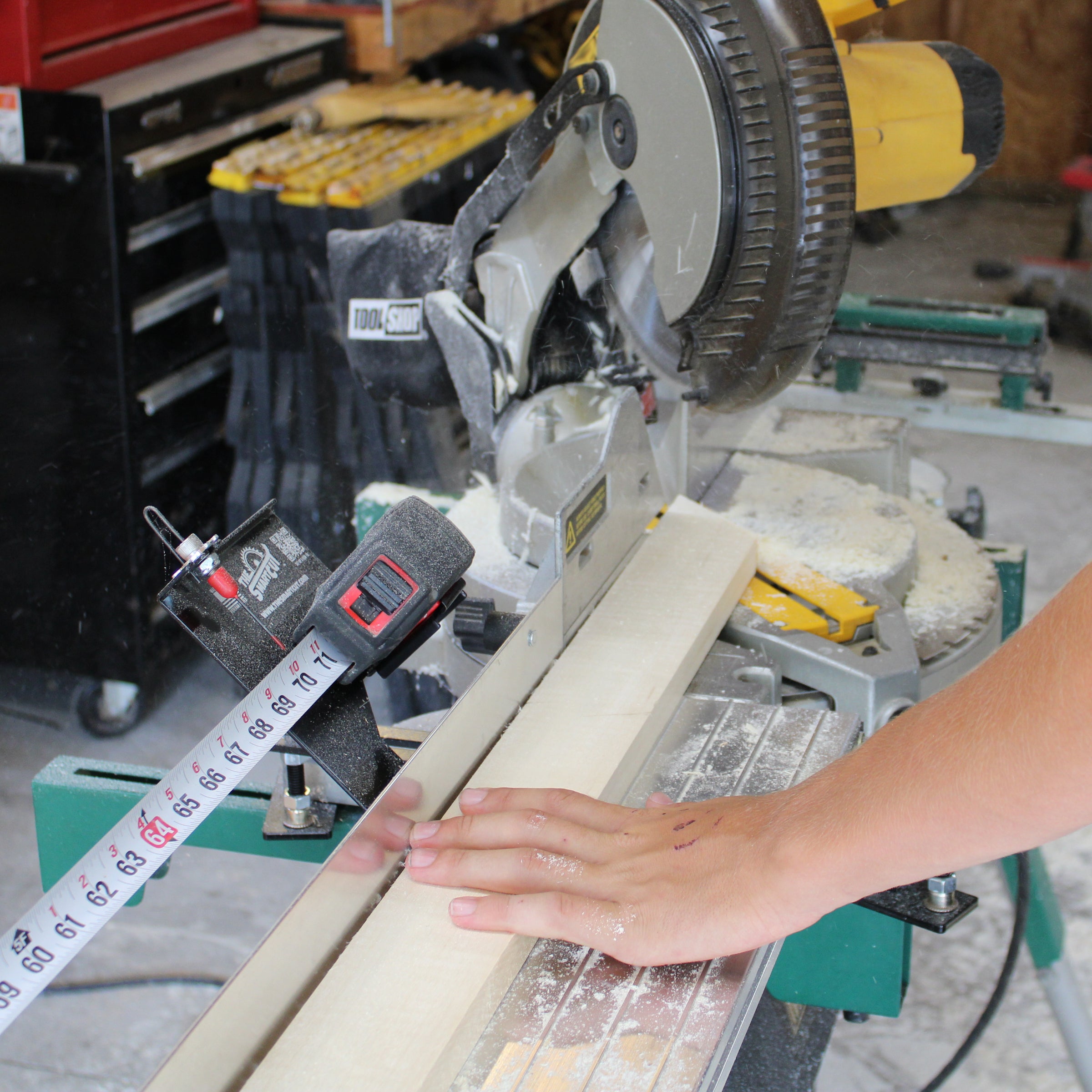 miter cutting with The Smart Cut miter saw